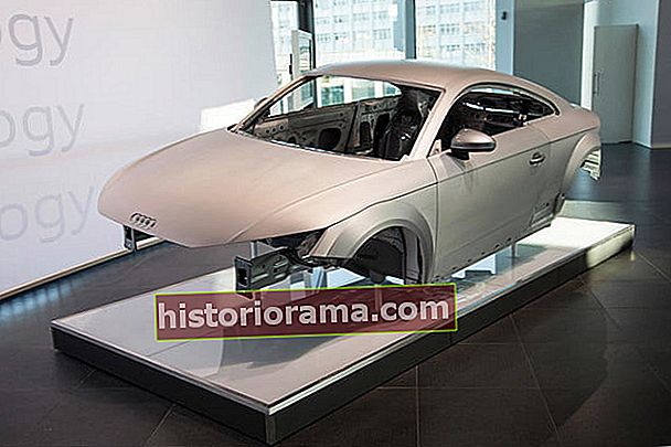 Кузов Audi TT з алюмінієвим додаванням деталей