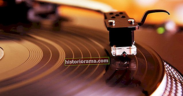 Víkendový workshop: Staňte se hipsterem a postavte si tento vinylový gramofon pro kutily