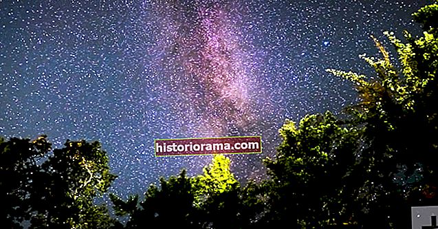 Падаючі зірки: Як фотографувати нічне небо, від зоряних стежок до Чумацького Шляху