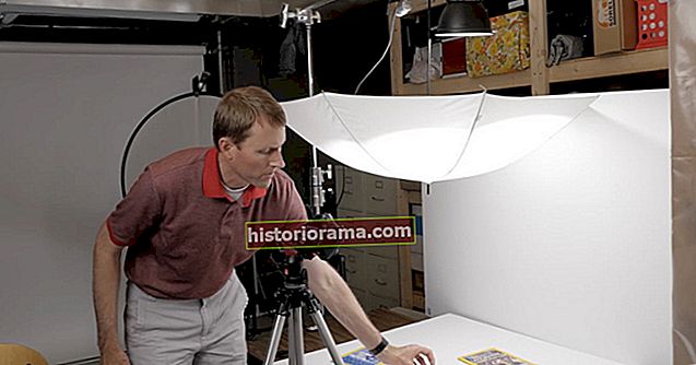 Kako ustvariti preprosto nastavitev osvetlitve za fotografiranje izdelkov
