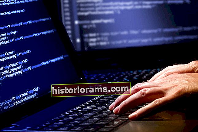 google projekt nul offentliggør Microsoft browser dag bug hacker tastatur mørkt rum