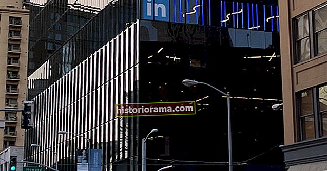 Mrakodrap LinkedIn v San Francisku je otevřený pro podnikání a přístupný veřejnosti